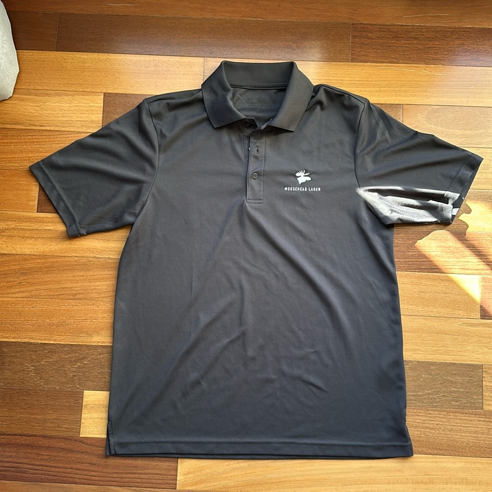 Moosehead branded Grey Men’s Golf Polo Collared Shirt